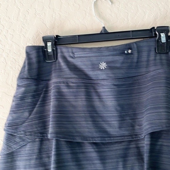 Athleta Charcoal Swagger‎ Layered Athletic Skort - Picture 7 of 12